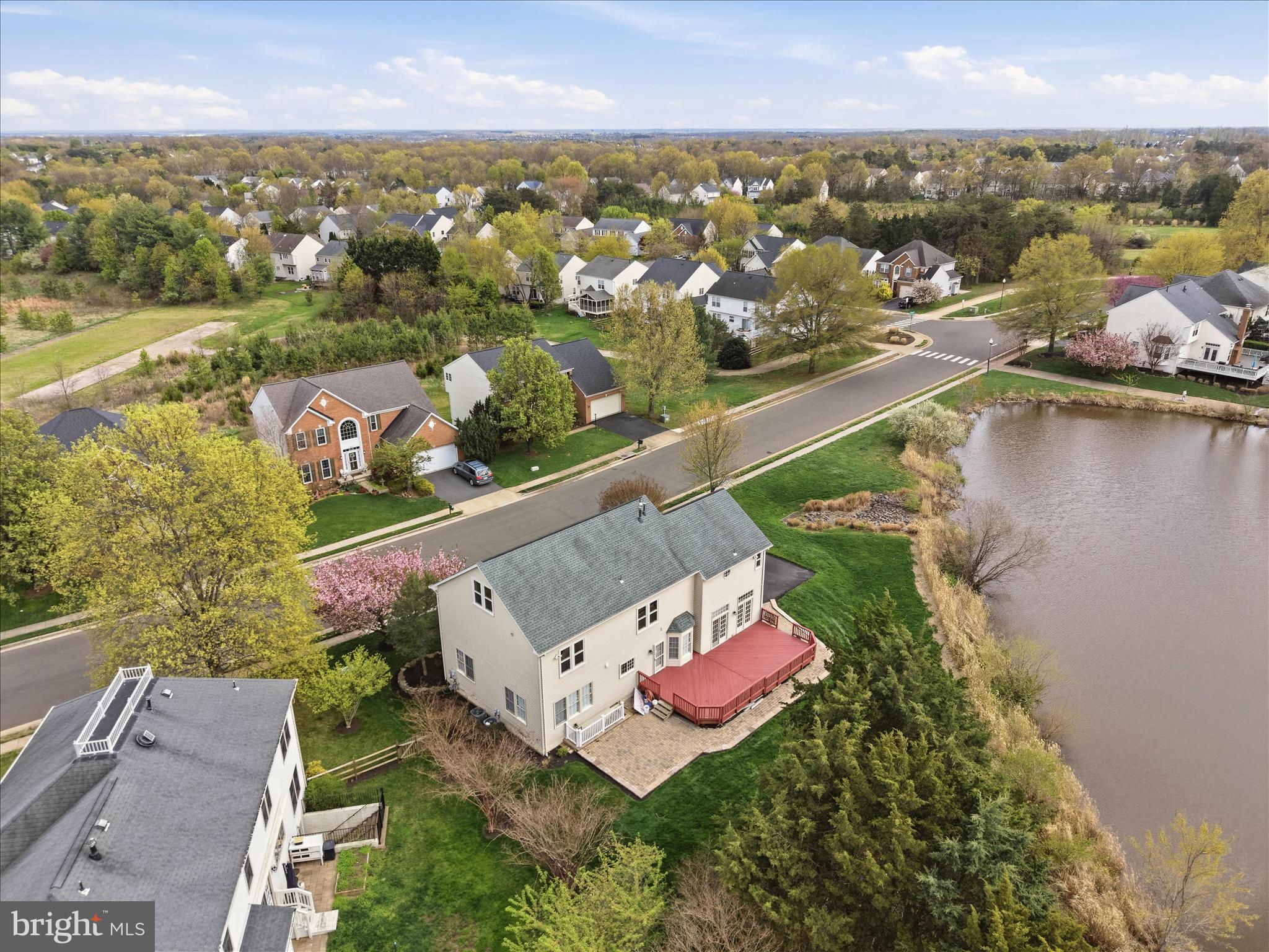 VIRGINIA OAKS - Residential