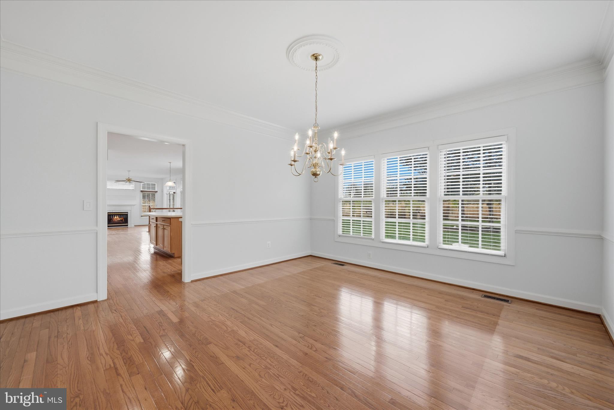 VIRGINIA OAKS - Residential