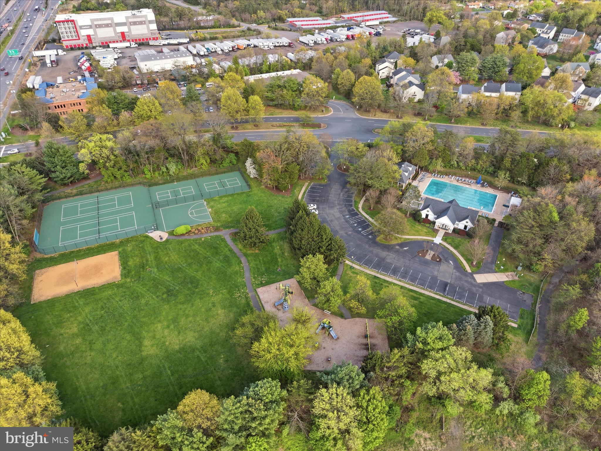 VIRGINIA OAKS - Residential