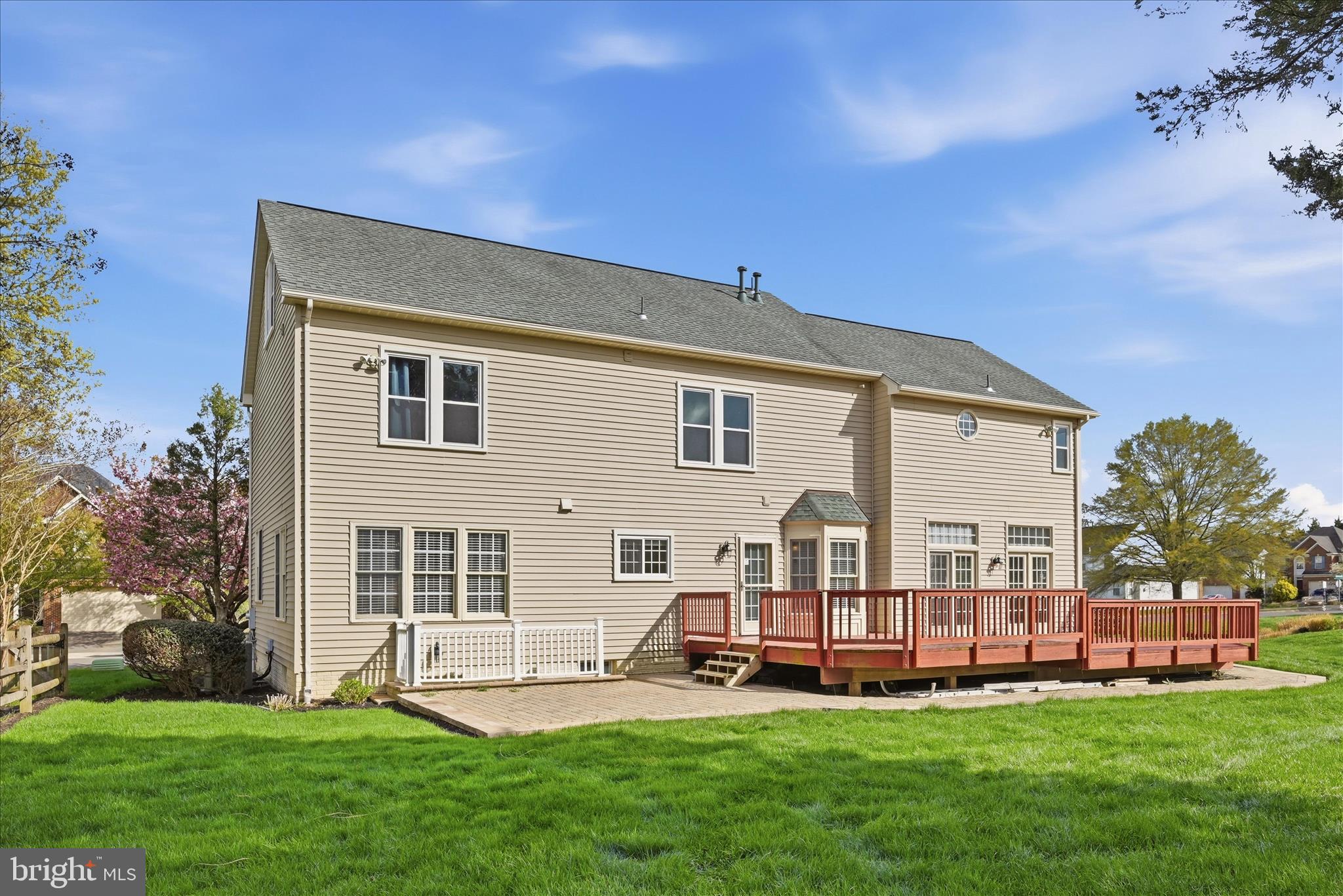 VIRGINIA OAKS - Residential