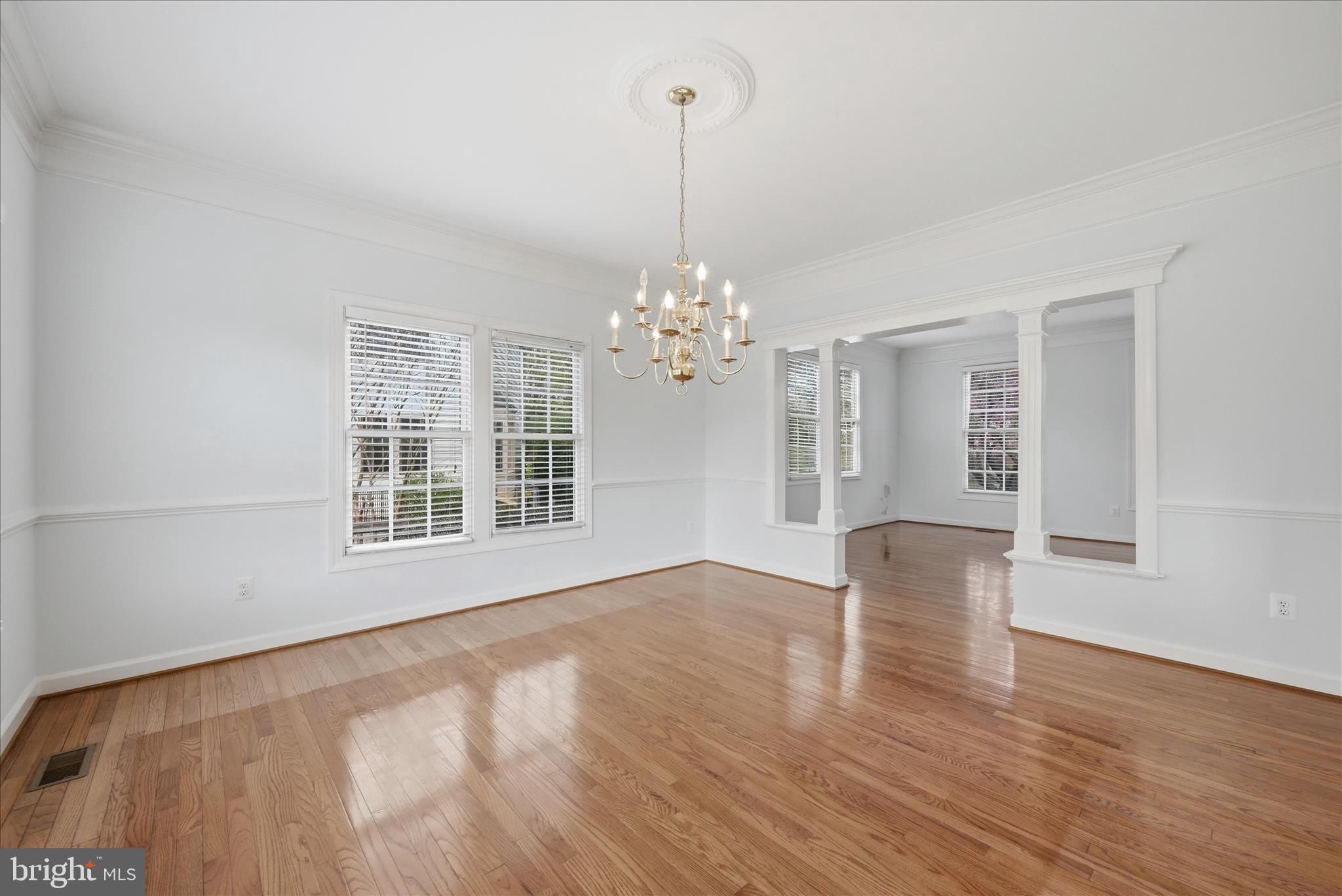 VIRGINIA OAKS - Residential