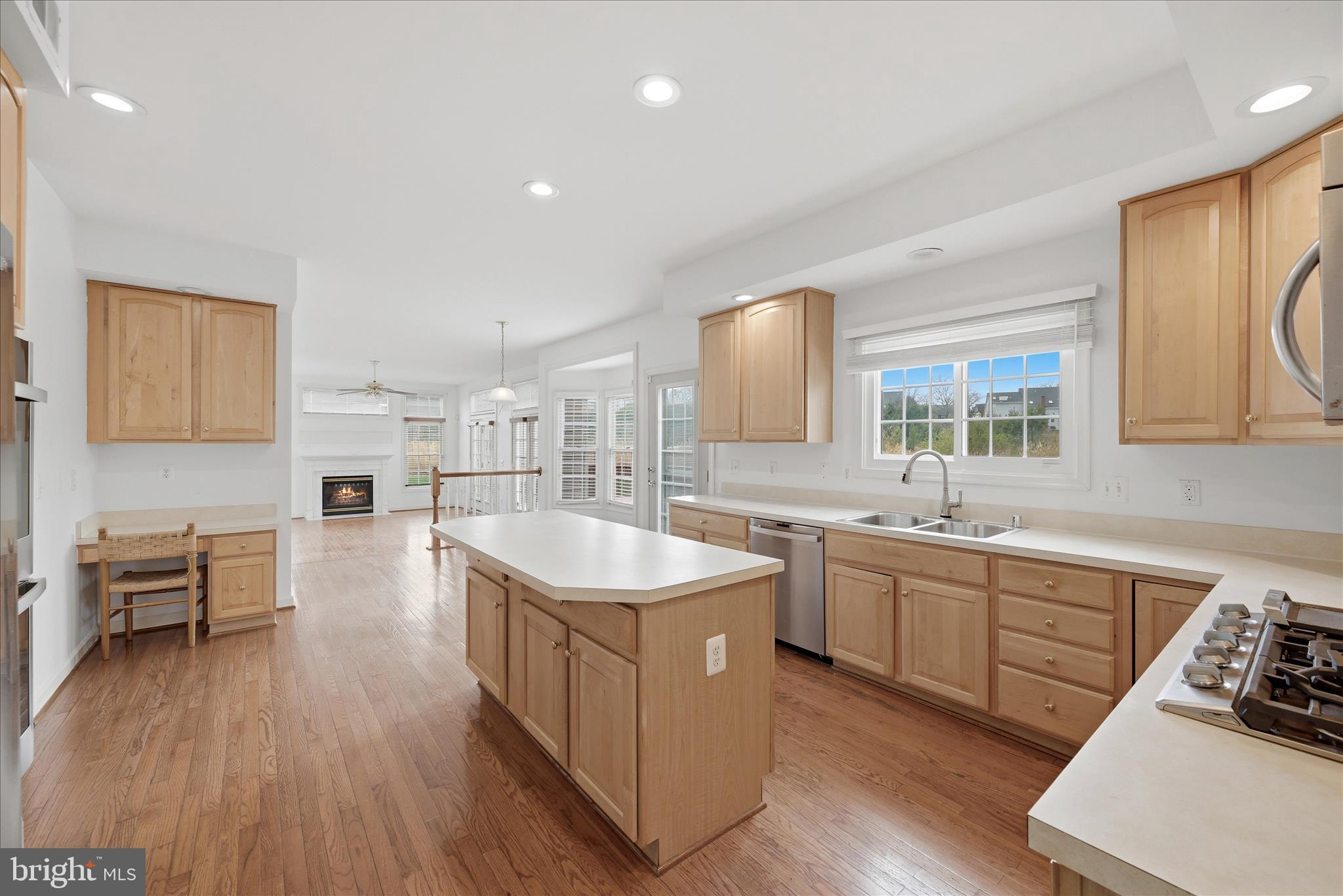 VIRGINIA OAKS - Residential