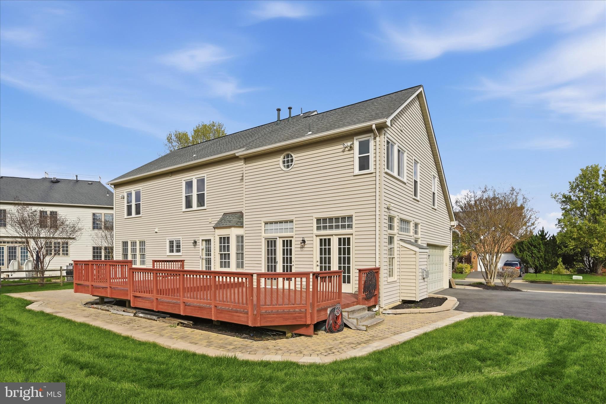 VIRGINIA OAKS - Residential