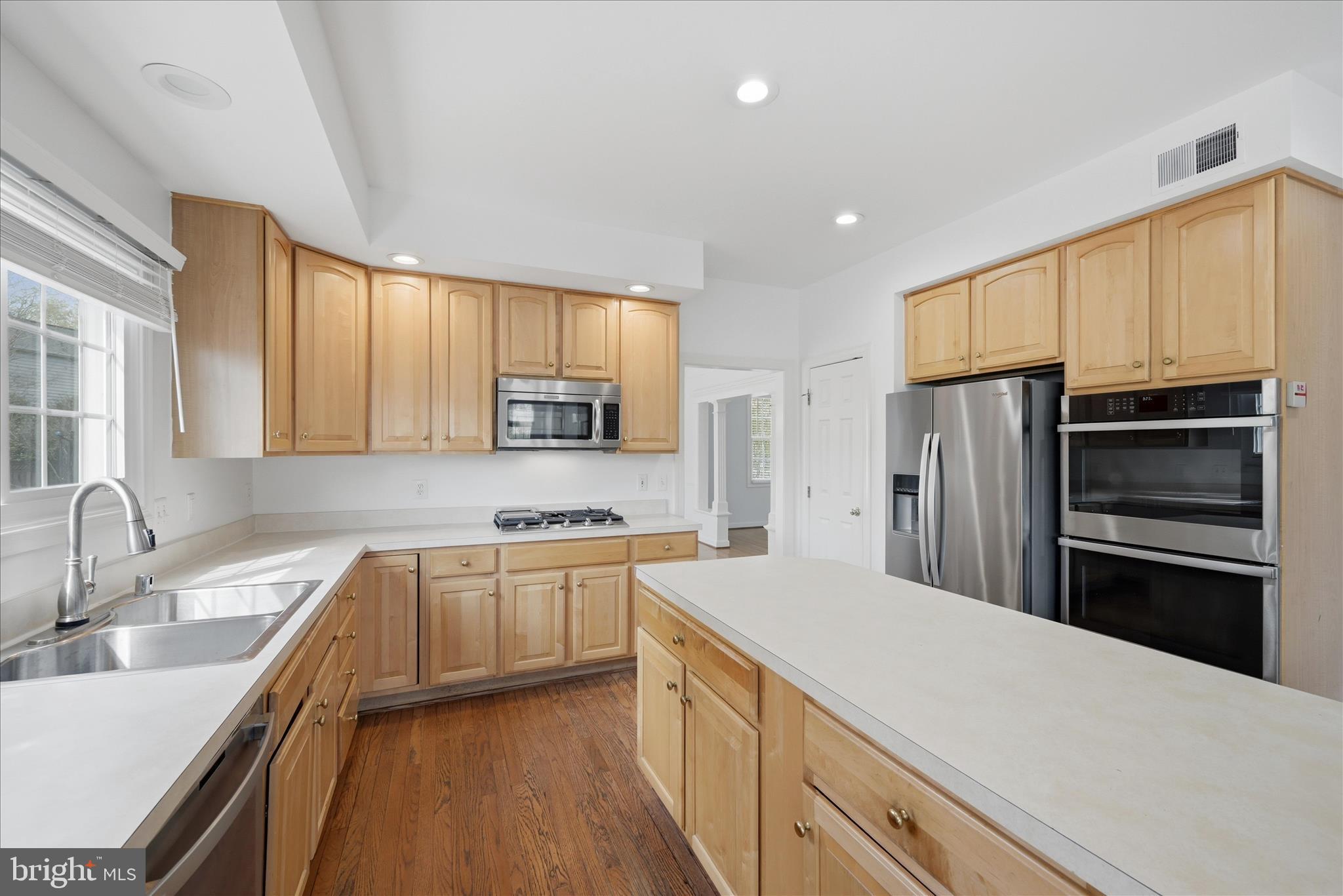 VIRGINIA OAKS - Residential