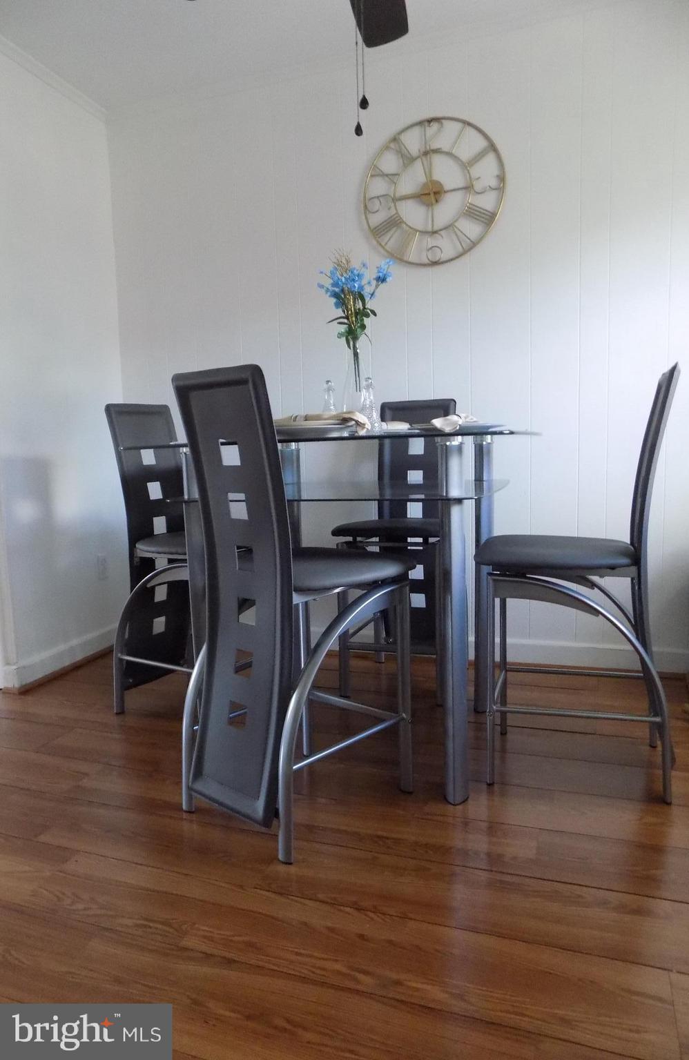 RICHNOR SPRINGS - Residential