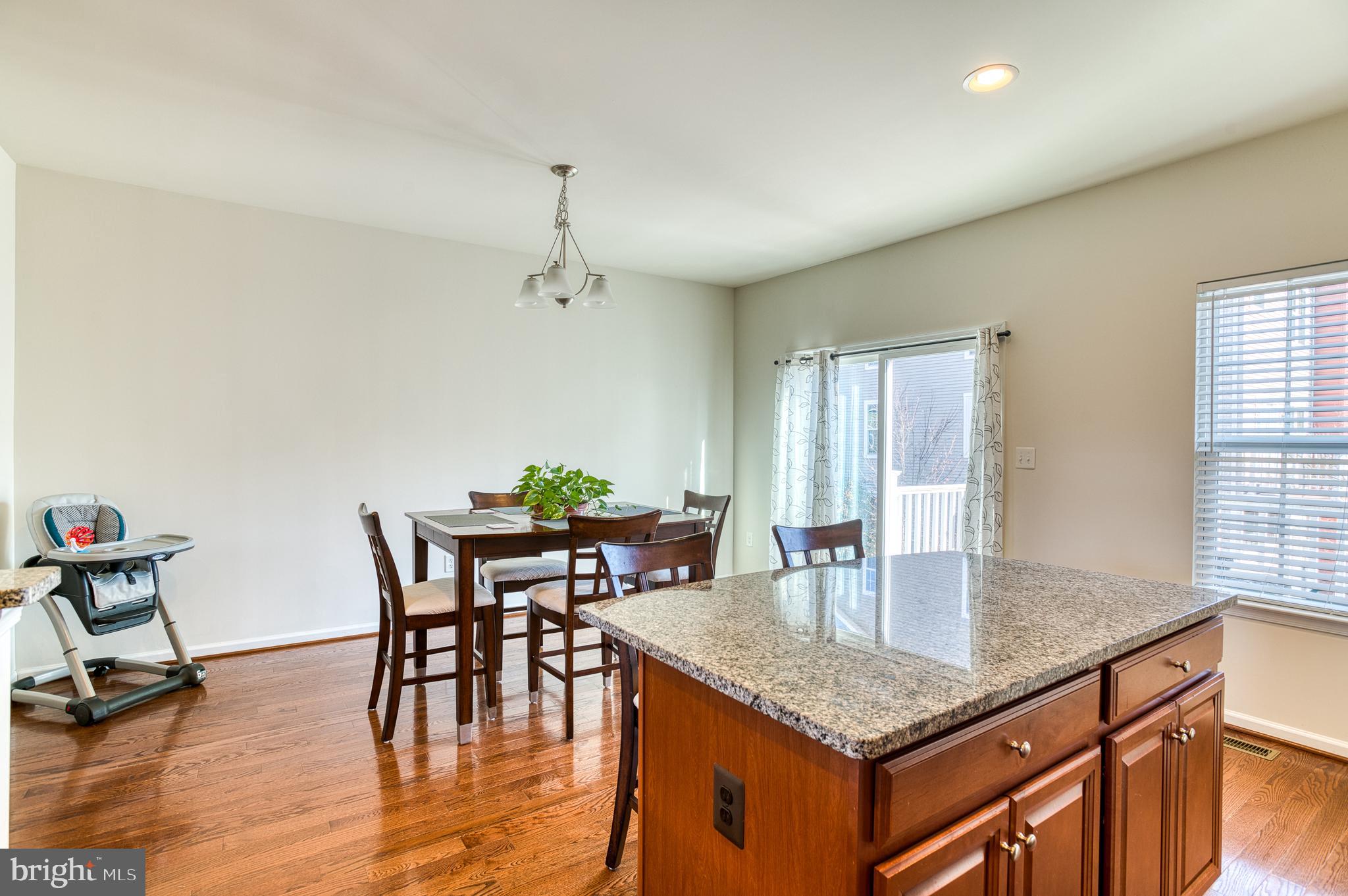 MINTBROOK - Residential Lease