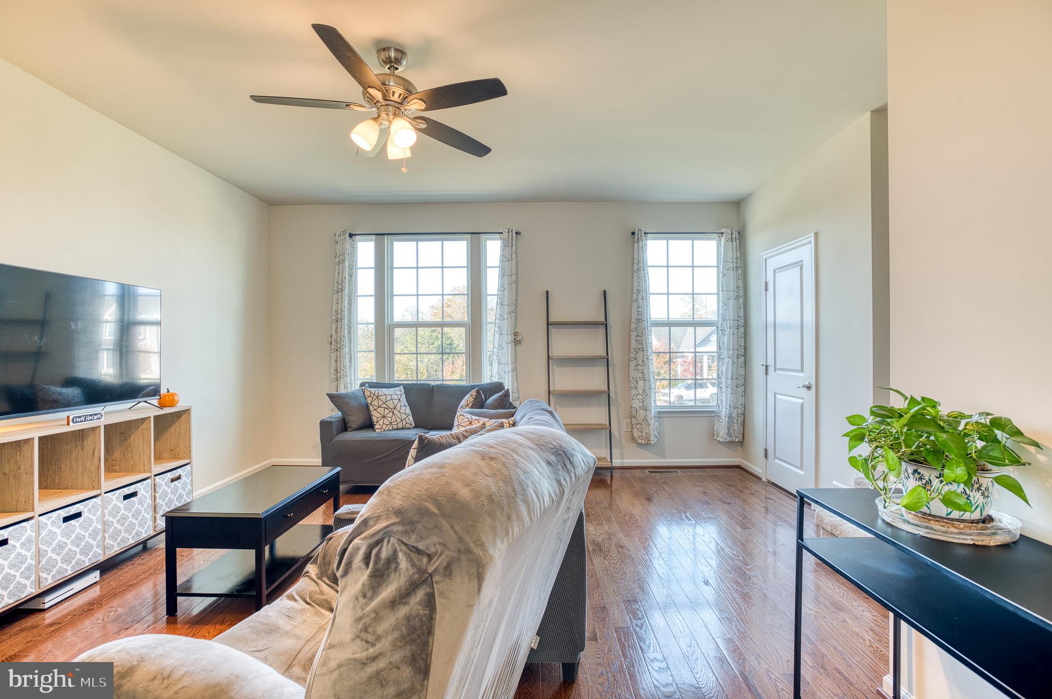 MINTBROOK - Residential Lease