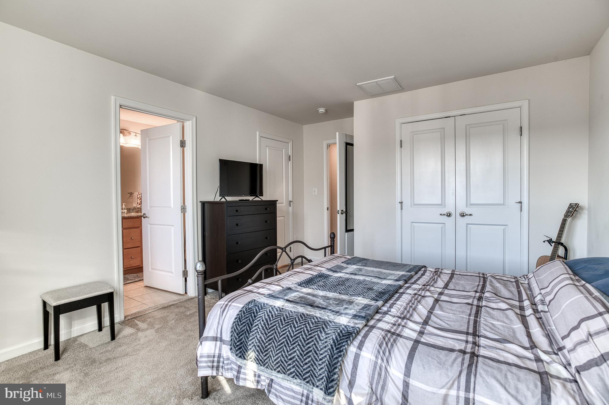 MINTBROOK - Residential Lease