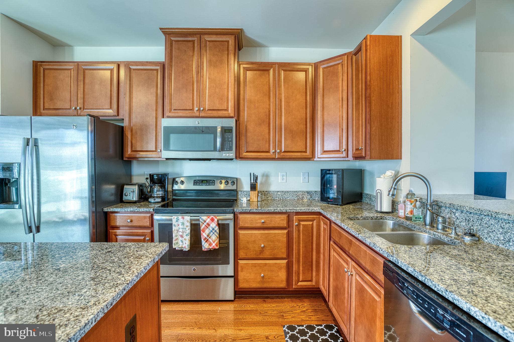 MINTBROOK - Residential Lease