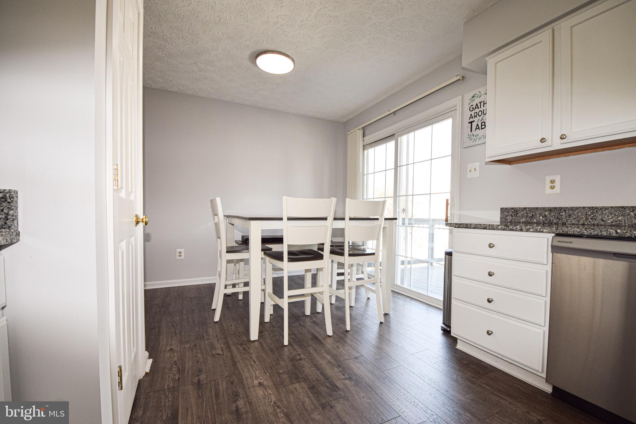 HARFORD TOWN - Residential