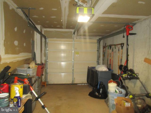 WASHINGTON WOODS - Residential