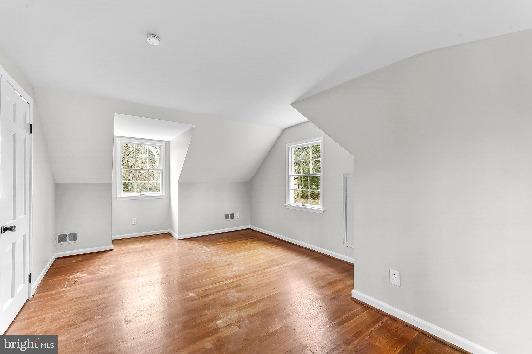 NEWARK - Residential