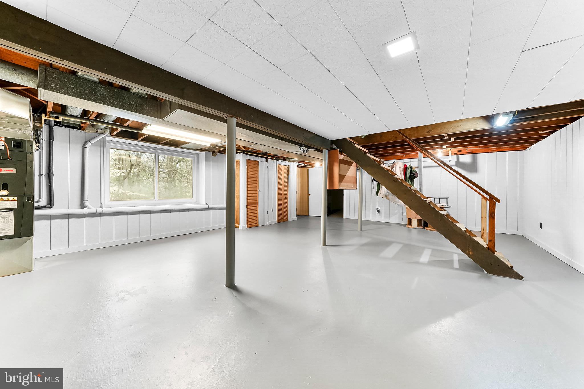 NEWARK - Residential