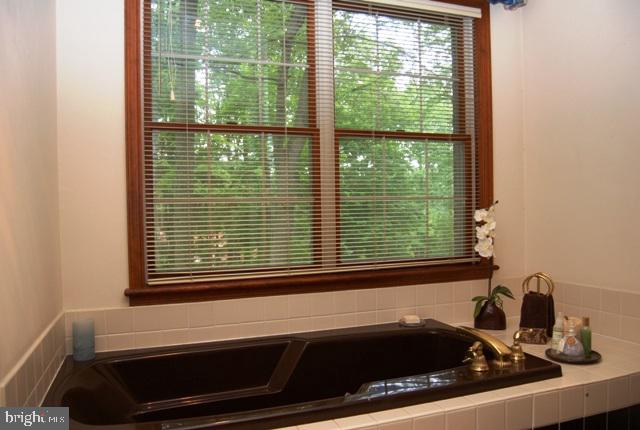 OAKWOOD - Residential