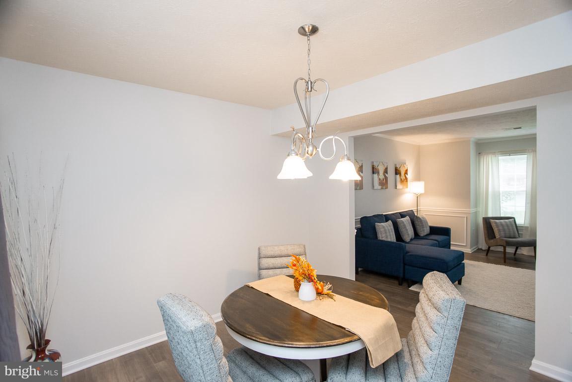 ST CHARLES SUB - HAMPSHIRE - Residential