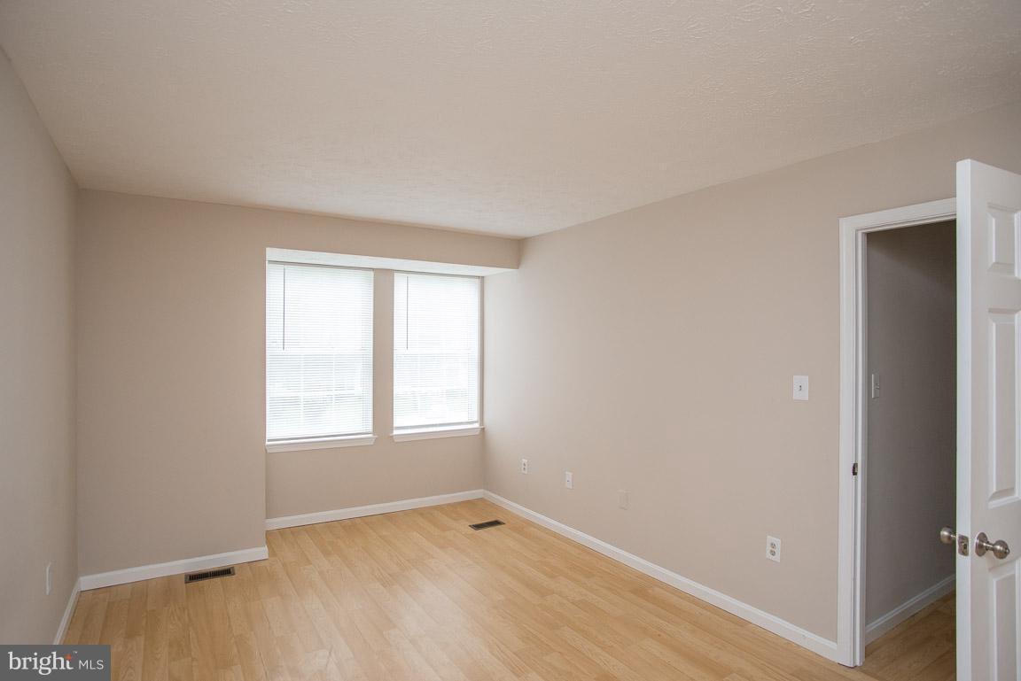 ST CHARLES SUB - HAMPSHIRE - Residential