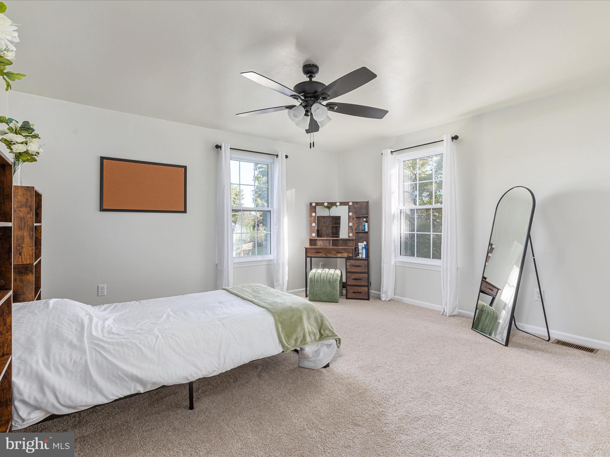 COUNTRYSIDE - Residential