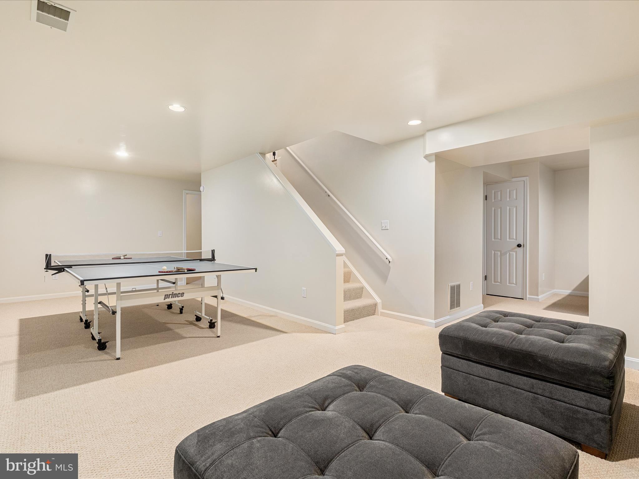 COUNTRYSIDE - Residential