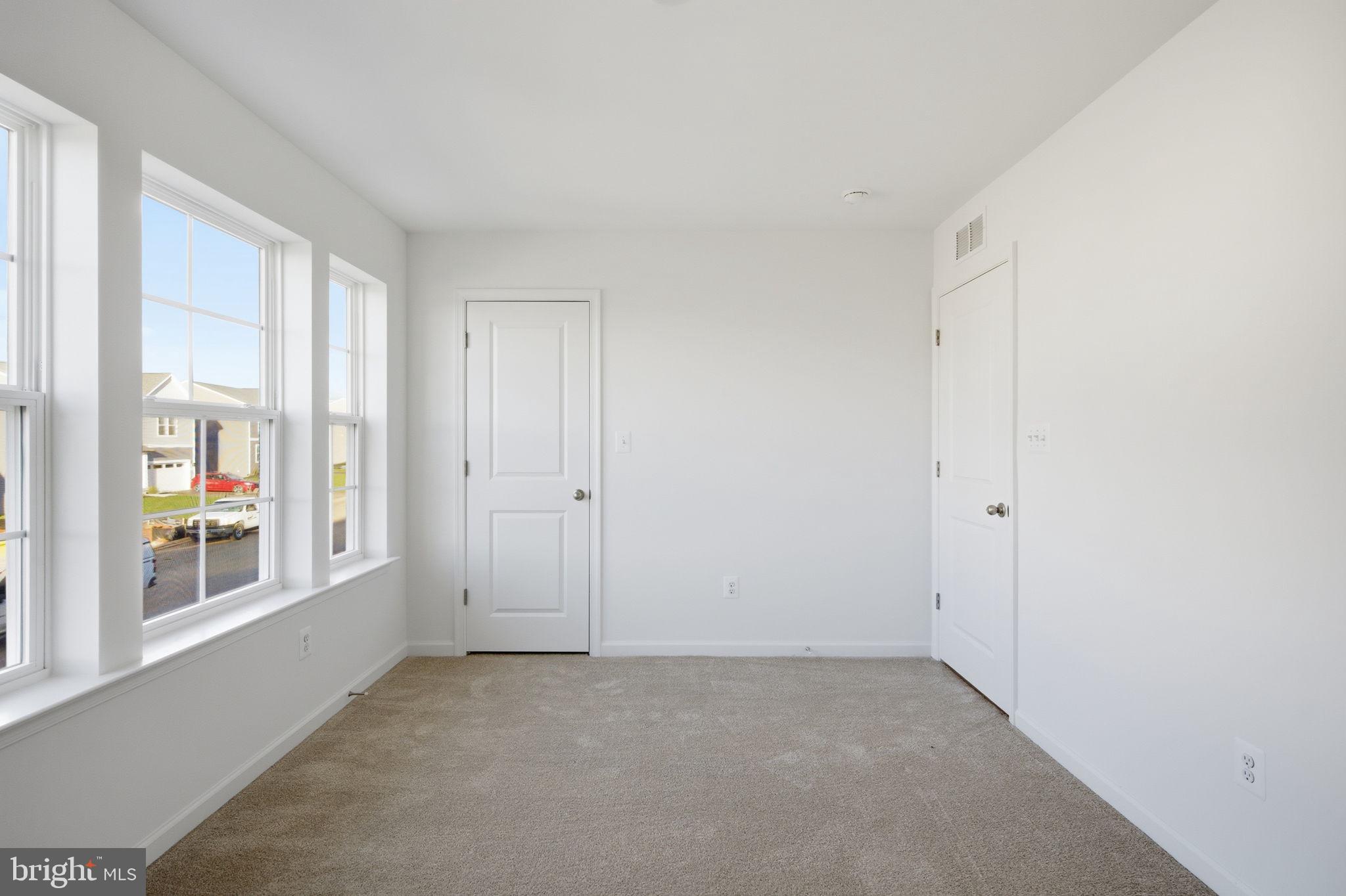 SOUTH BROOK - Residential