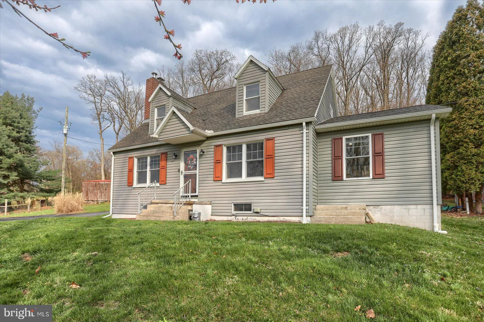 Hellam, Pennsylvania 17406, United States, 3 Bedrooms Bedrooms, ,2 BathroomsBathrooms,Residential,Pending,112274