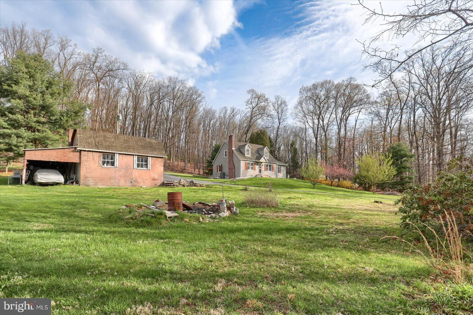 Hellam, Pennsylvania 17406, United States, 3 Bedrooms Bedrooms, ,2 BathroomsBathrooms,Residential,Pending,112274