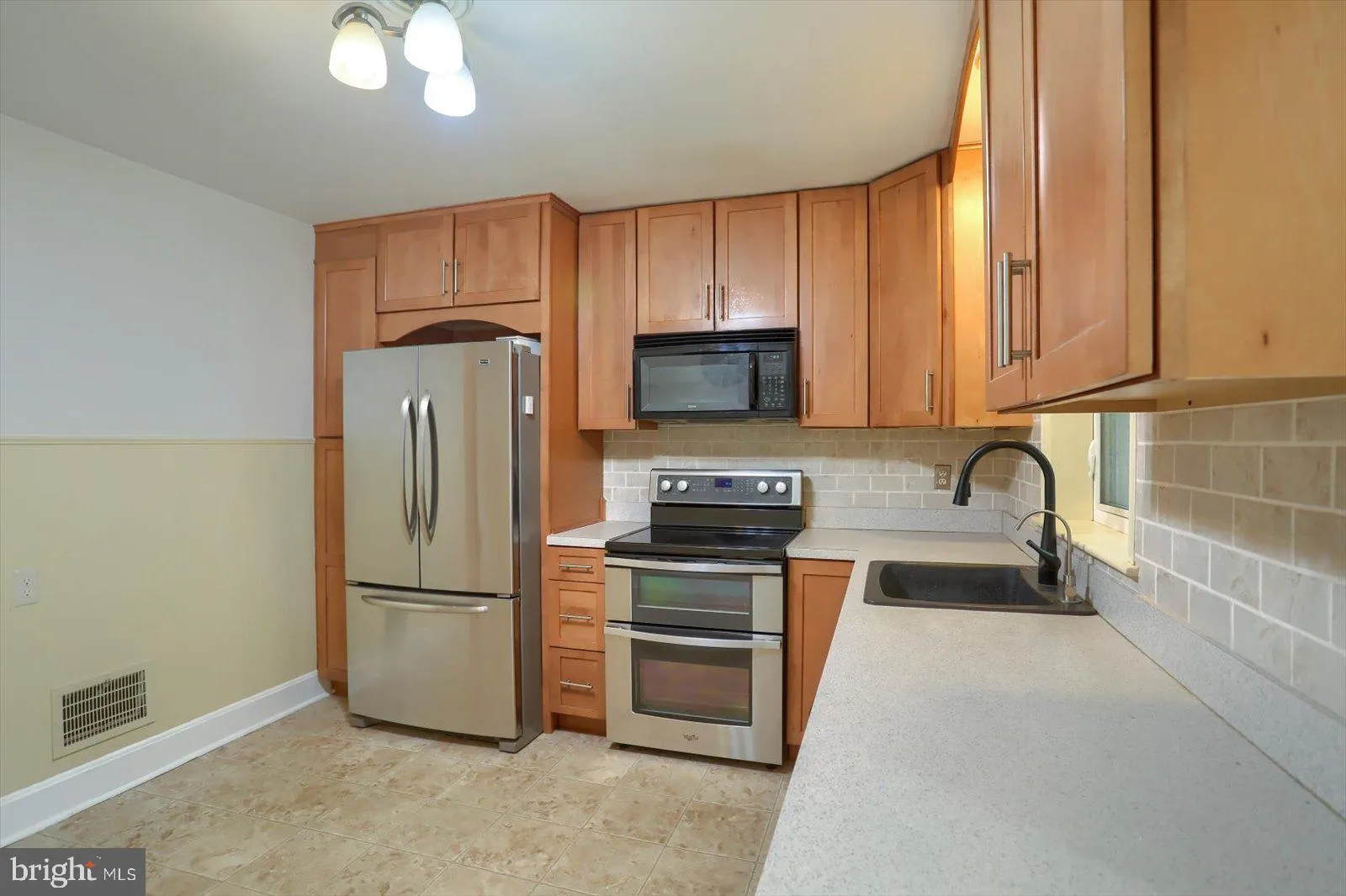 Hellam, Pennsylvania 17406, United States, 3 Bedrooms Bedrooms, ,2 BathroomsBathrooms,Residential,Pending,112274