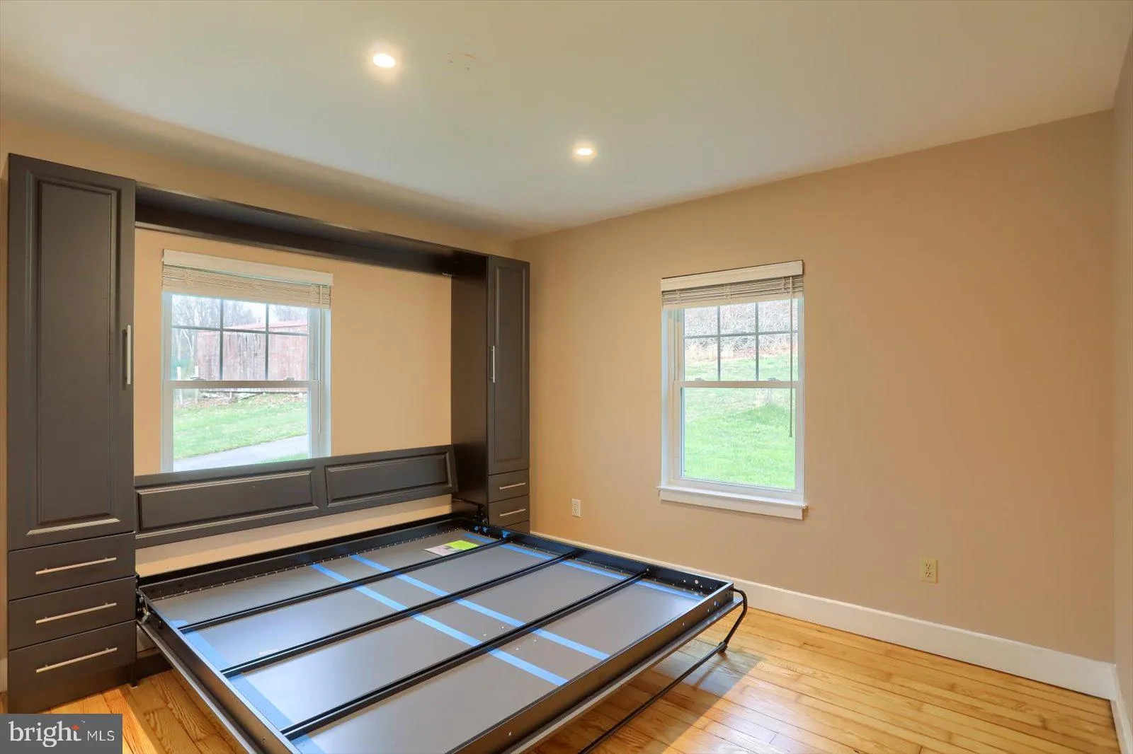 Hellam, Pennsylvania 17406, United States, 3 Bedrooms Bedrooms, ,2 BathroomsBathrooms,Residential,Pending,112274