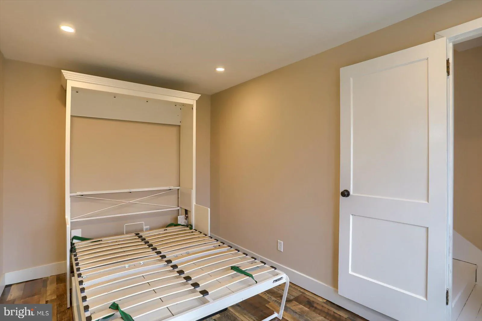 Hellam, Pennsylvania 17406, United States, 3 Bedrooms Bedrooms, ,2 BathroomsBathrooms,Residential,Pending,112274