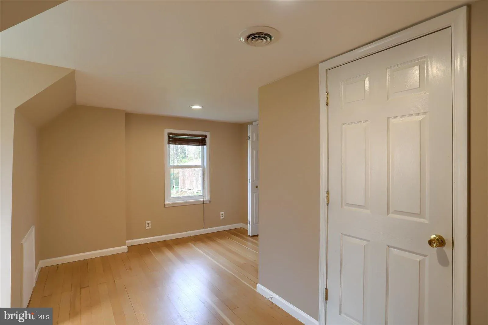 Hellam, Pennsylvania 17406, United States, 3 Bedrooms Bedrooms, ,2 BathroomsBathrooms,Residential,Pending,112274