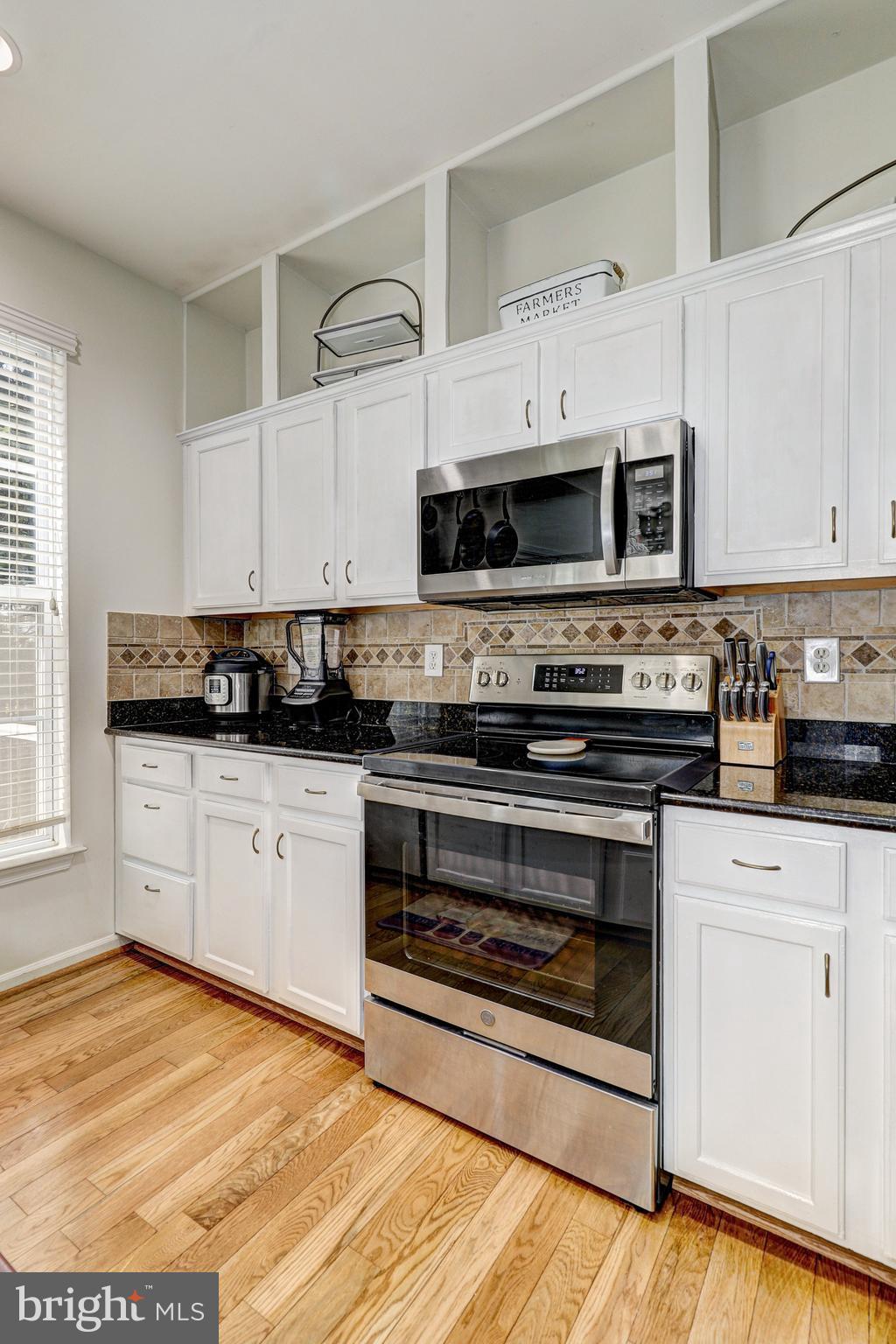 THE COOK - Residential