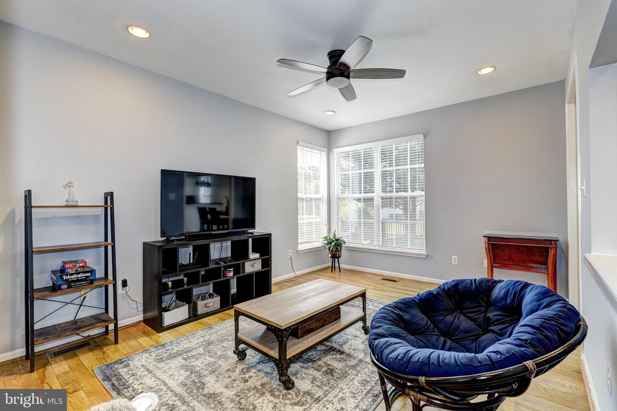 THE COOK - Residential