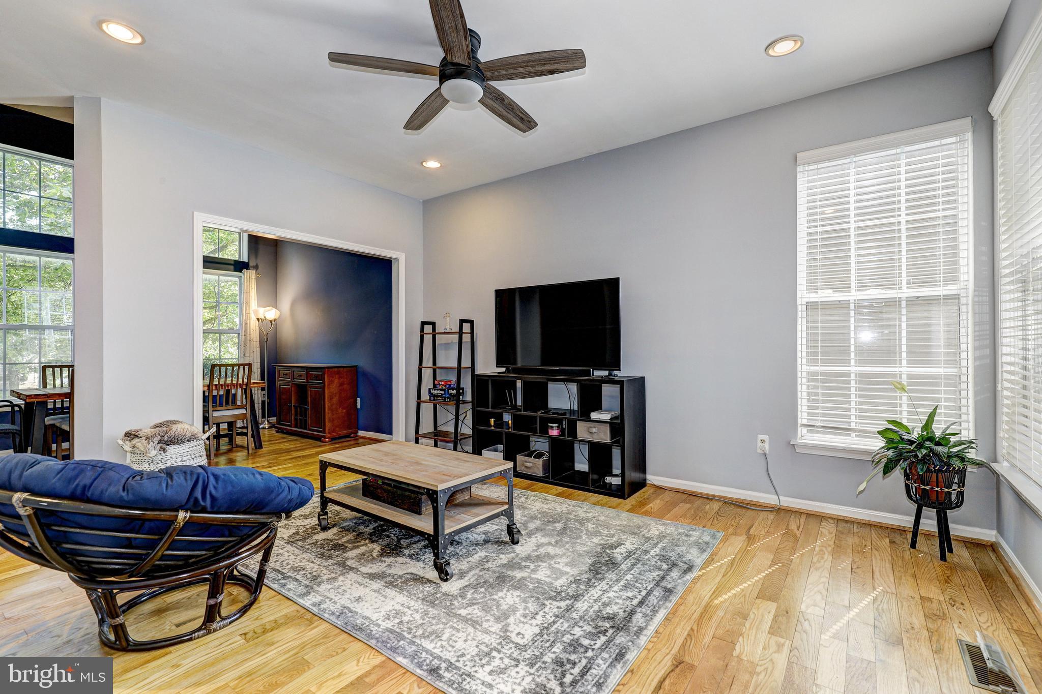 THE COOK - Residential