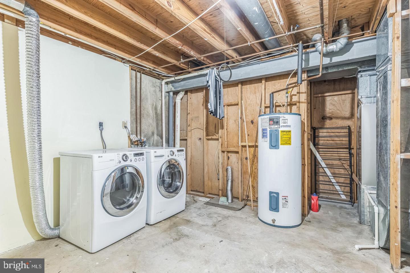 GREEN HOLLY WOODS PLAT O - Residential