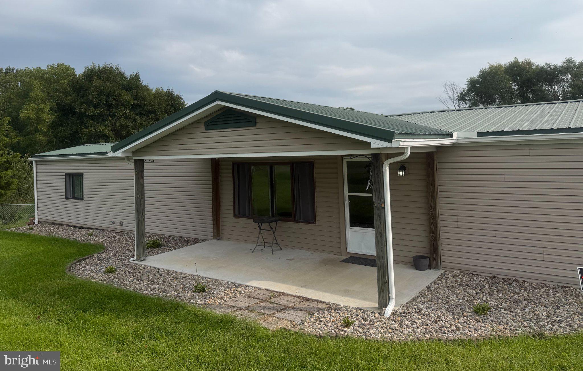 2 MIDDLE ACRES