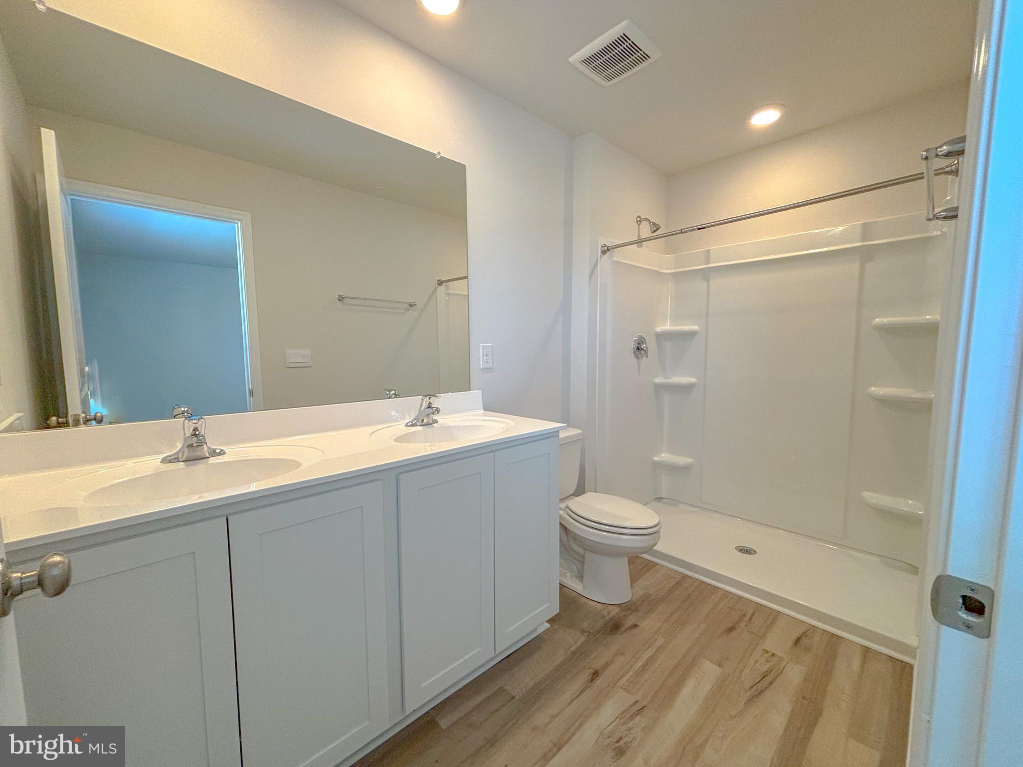 RIVERWALK TERRACE - Residential Lease