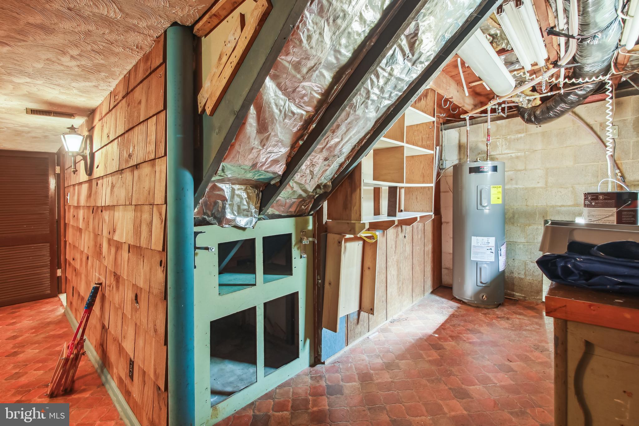 HILLSMERE ESTATES - Residential