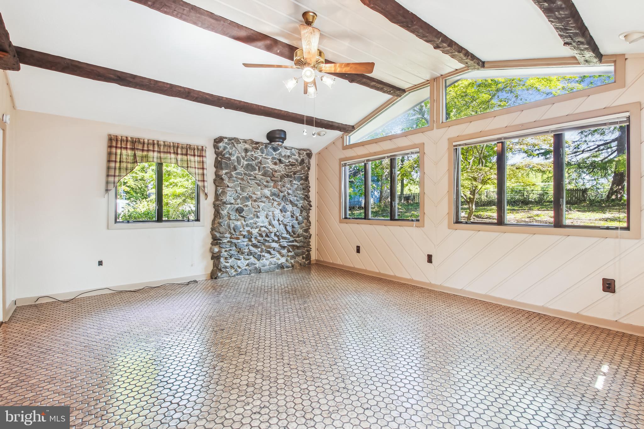 HILLSMERE ESTATES - Residential