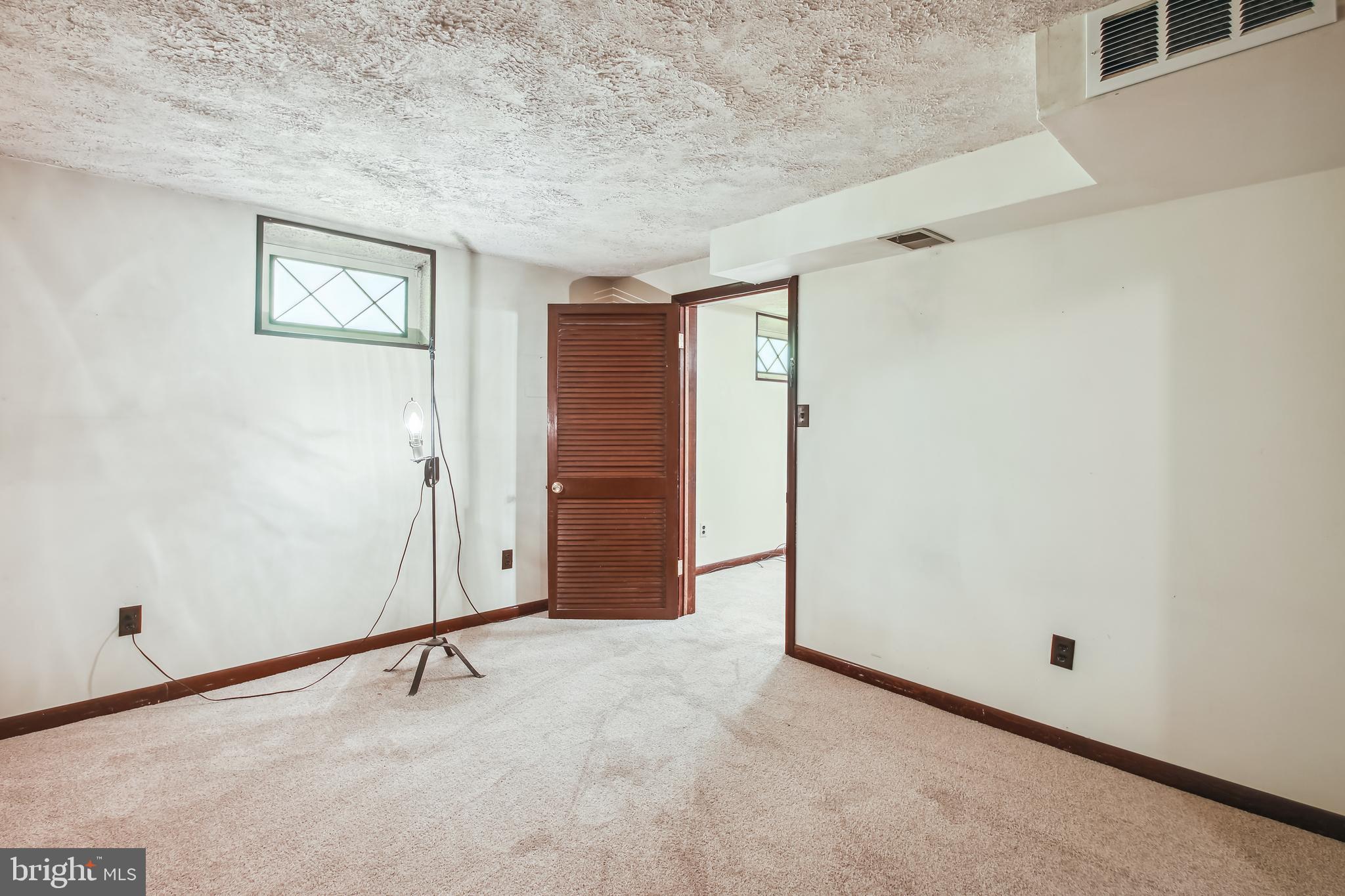 HILLSMERE ESTATES - Residential