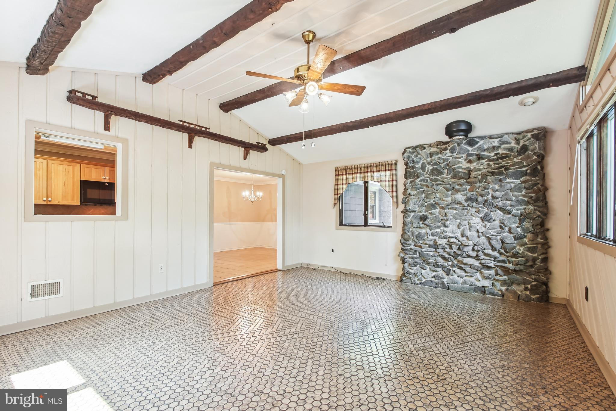 HILLSMERE ESTATES - Residential