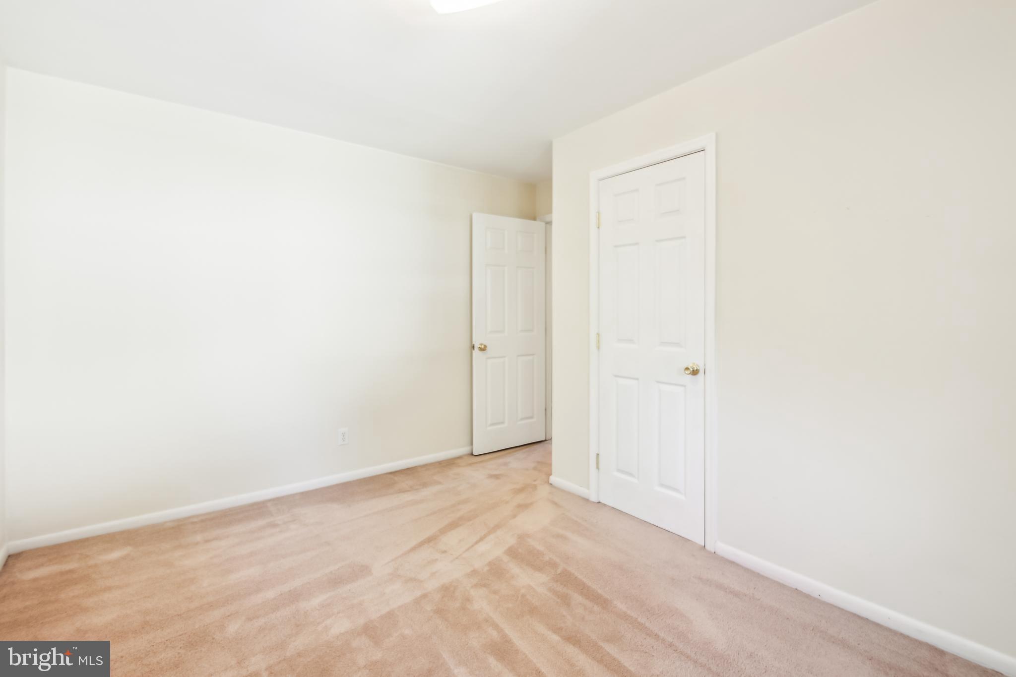 HILLSMERE ESTATES - Residential