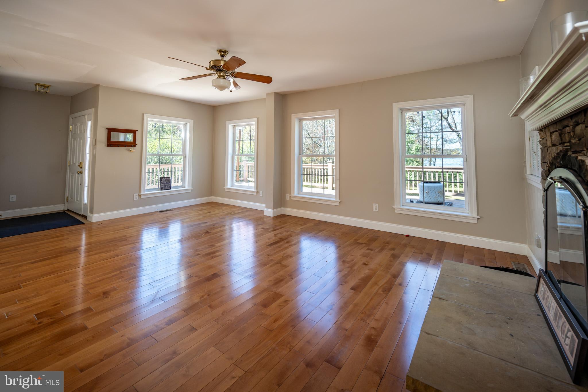 HAZELHURST - Residential