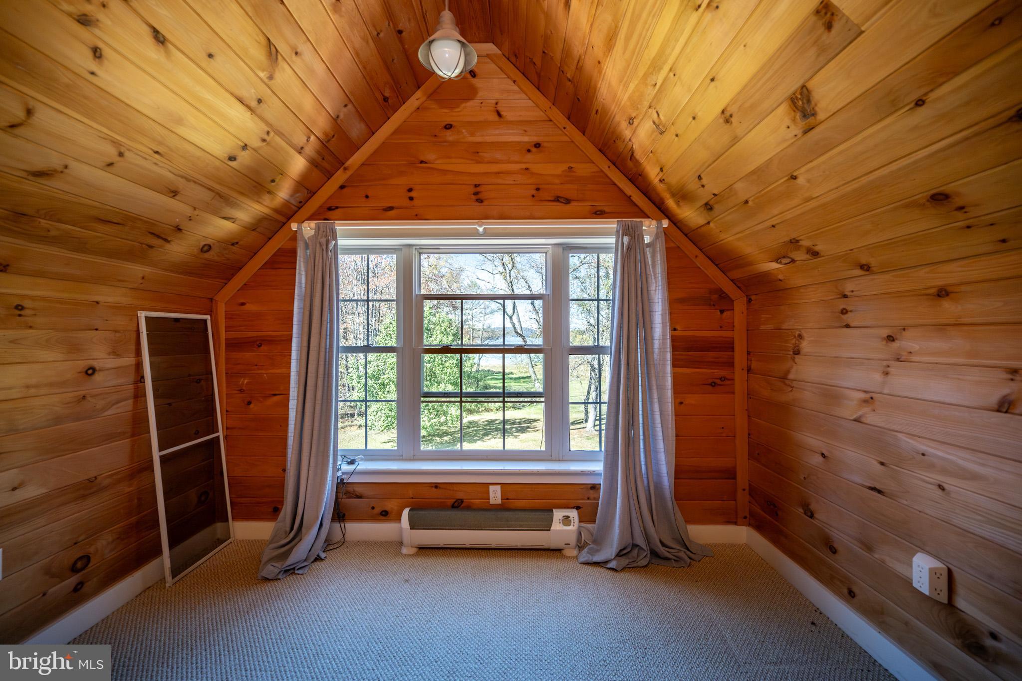 HAZELHURST - Residential