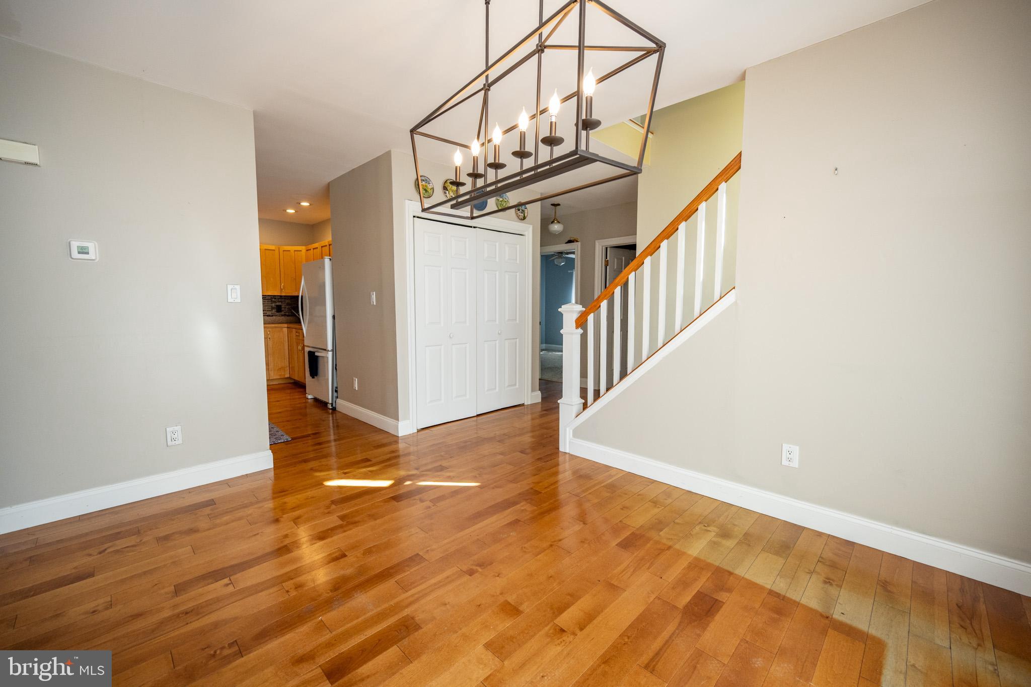 HAZELHURST - Residential