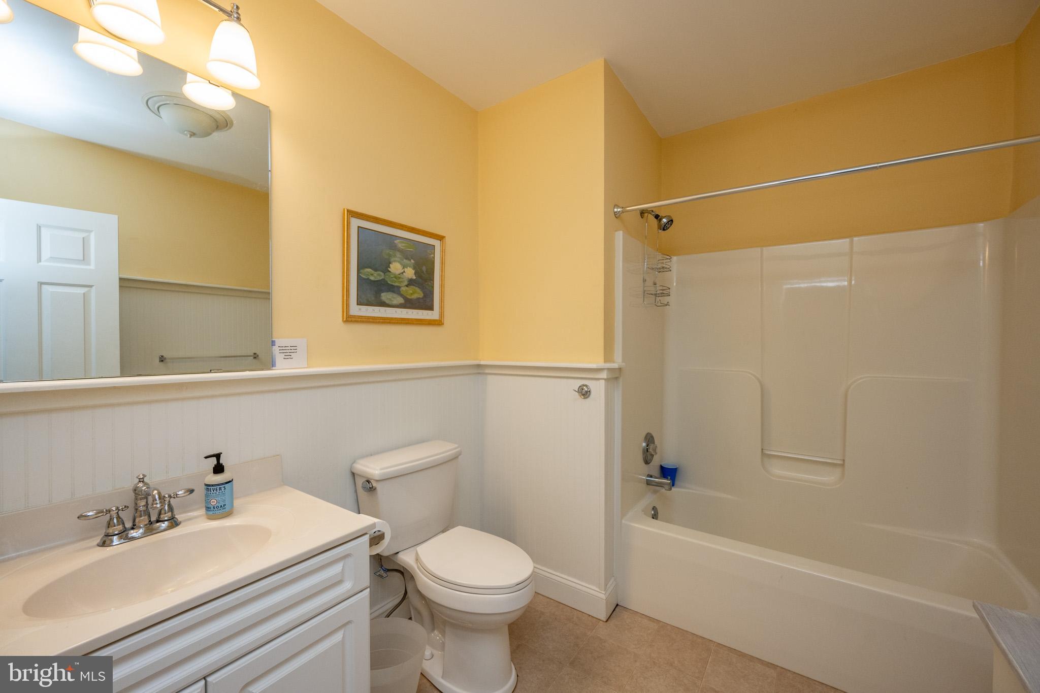 HAZELHURST - Residential