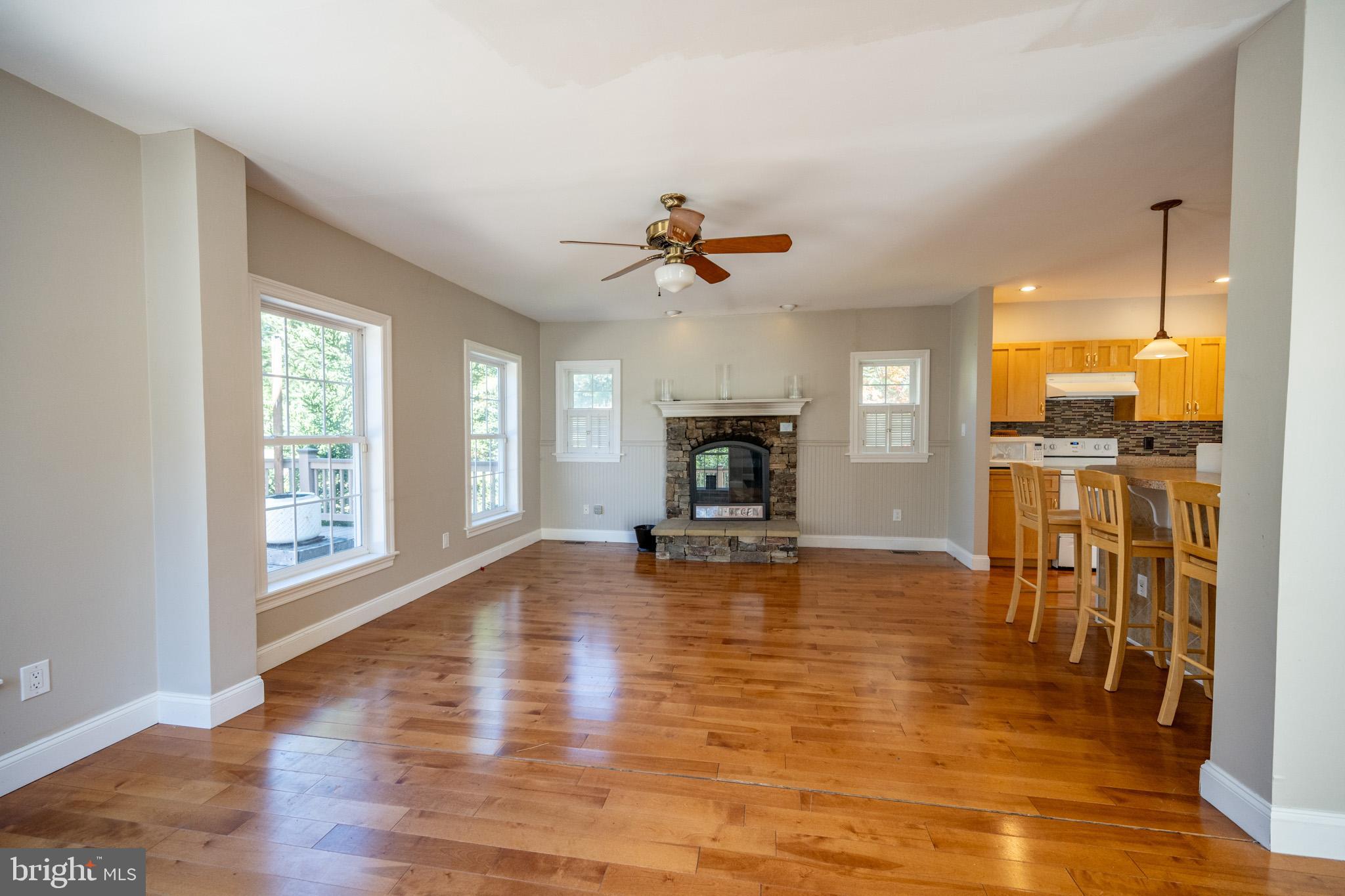 HAZELHURST - Residential