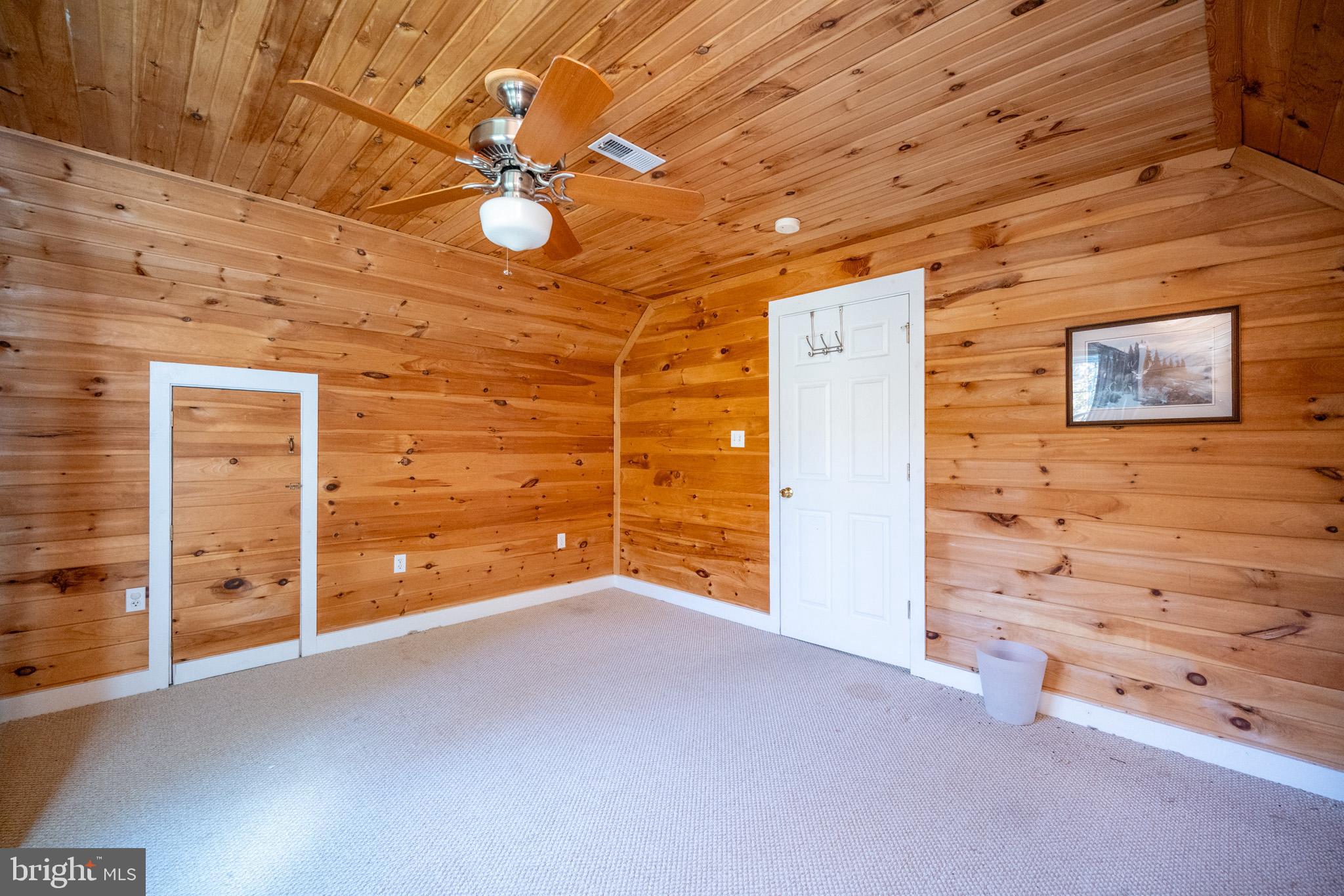 HAZELHURST - Residential