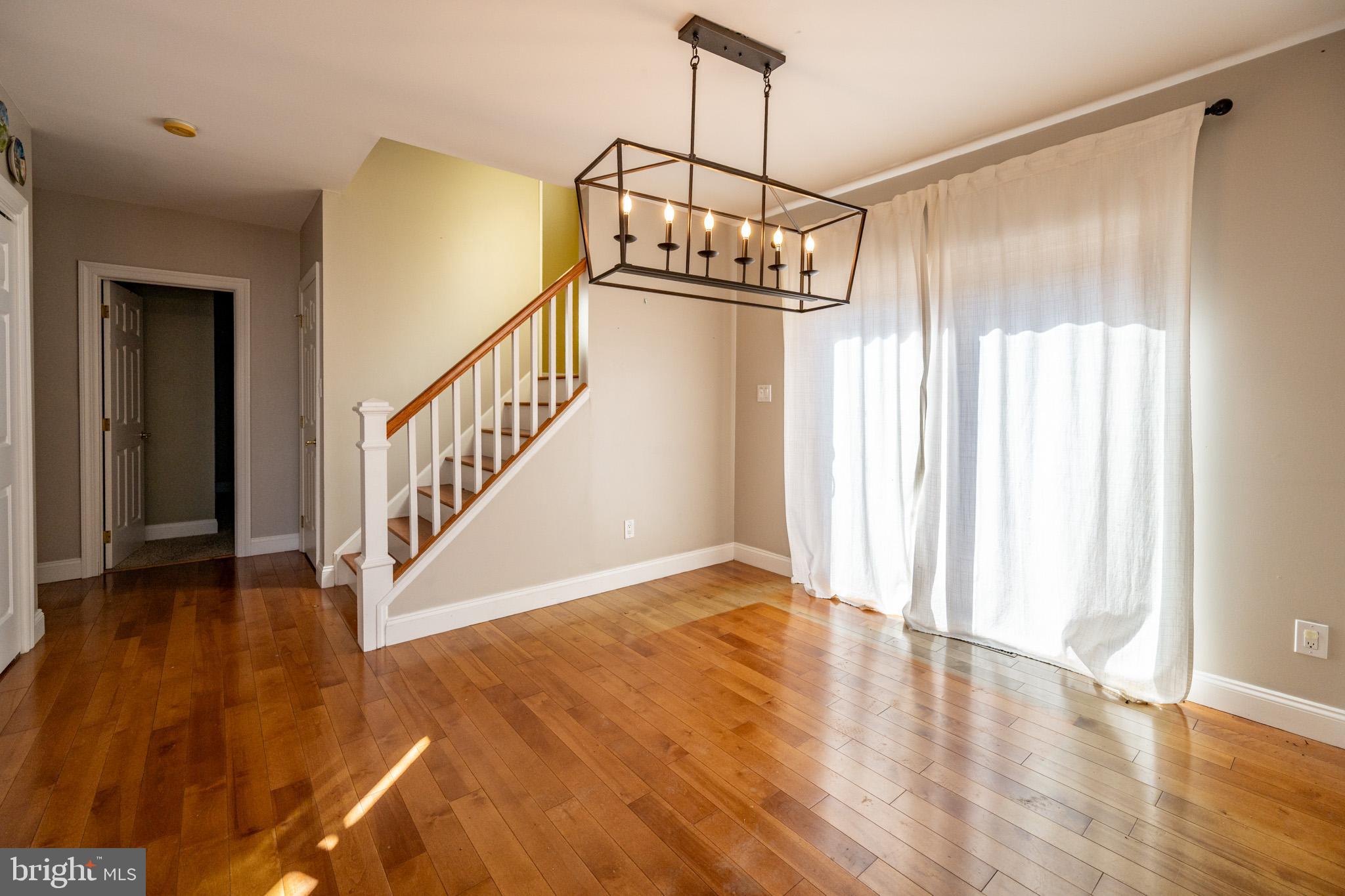 HAZELHURST - Residential