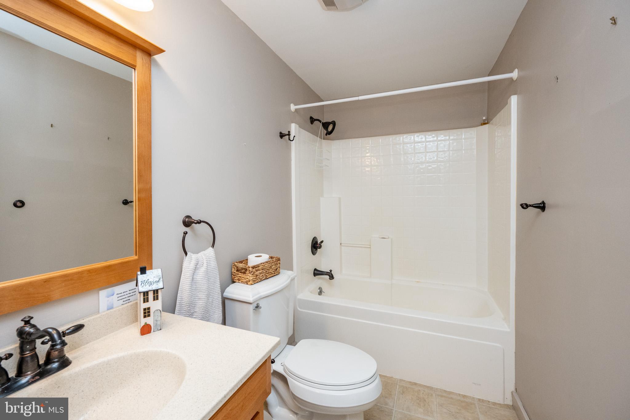 HAZELHURST - Residential