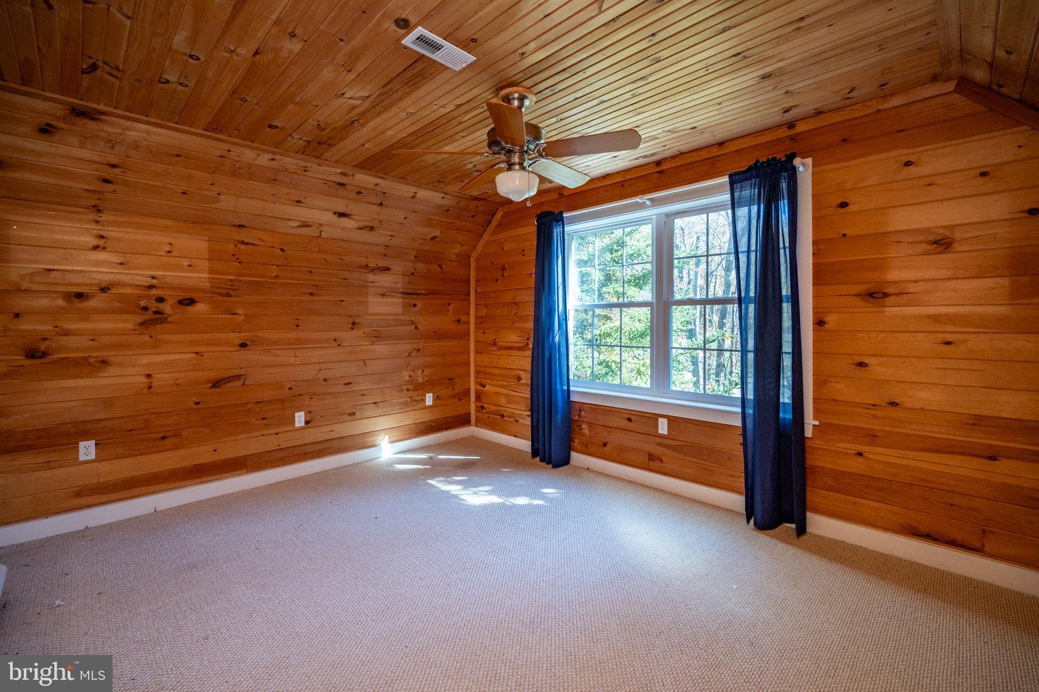 HAZELHURST - Residential