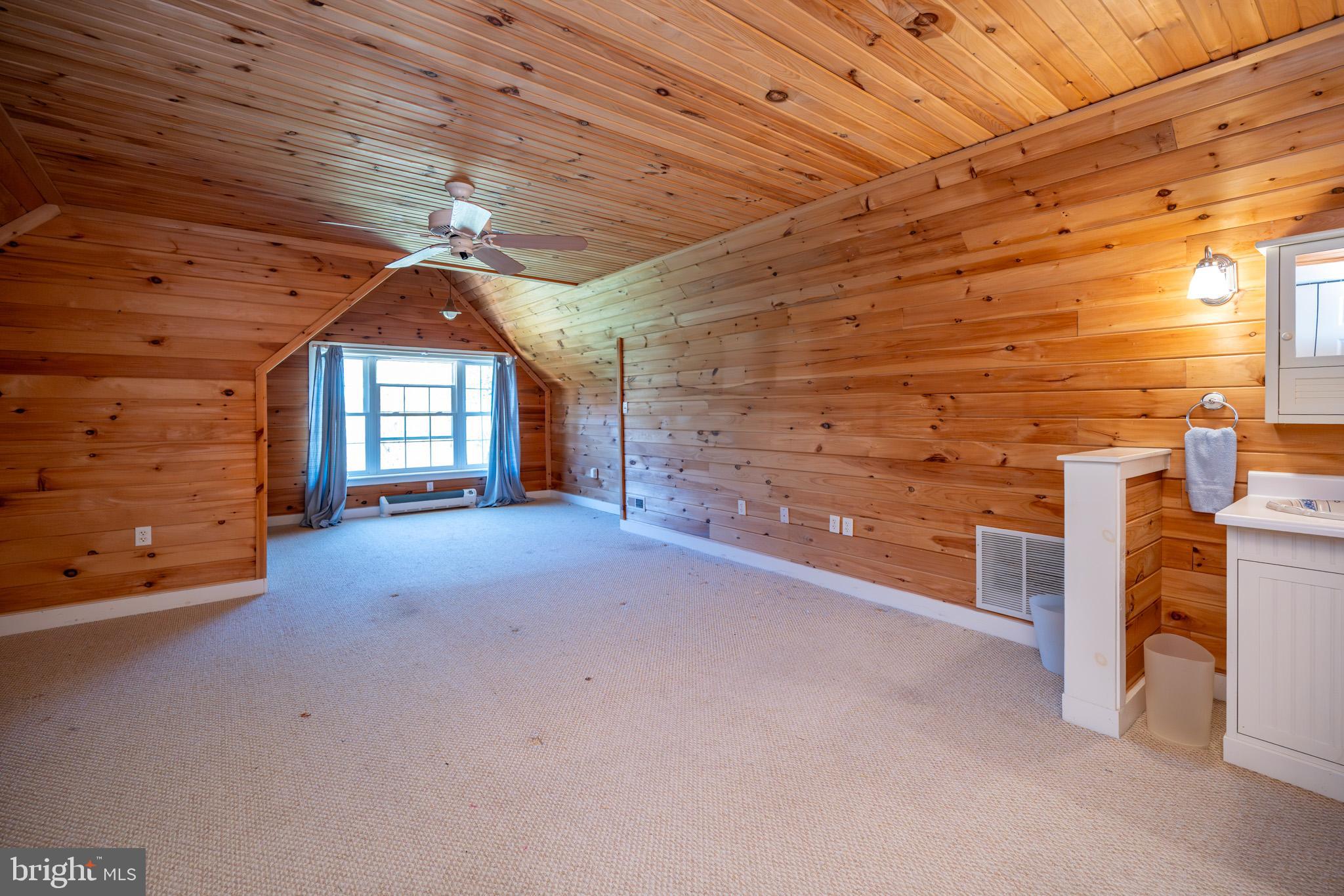 HAZELHURST - Residential